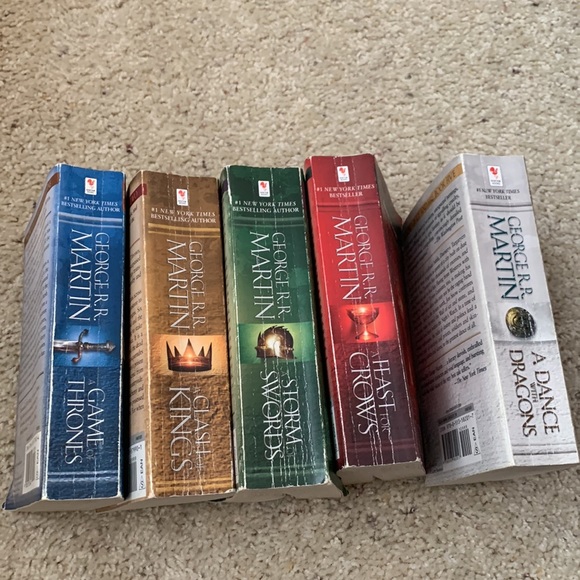 Game of Throne paper back complete set - Picture 2 of 2